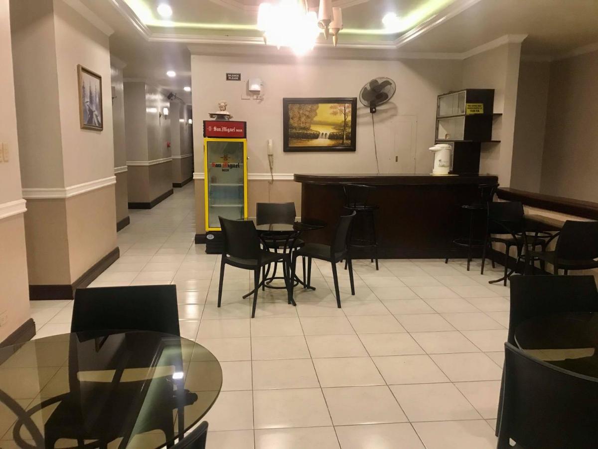 Rolet Hotel Catbalogan エクステリア 写真